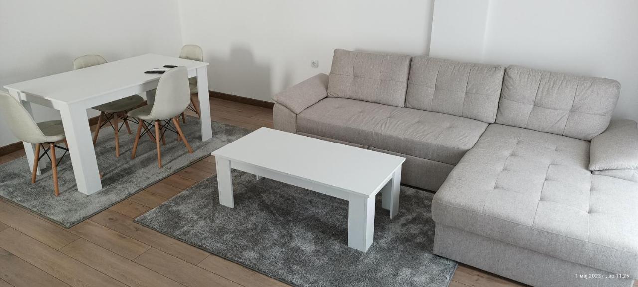 Grand Apartments סטרומיצה מראה חיצוני תמונה