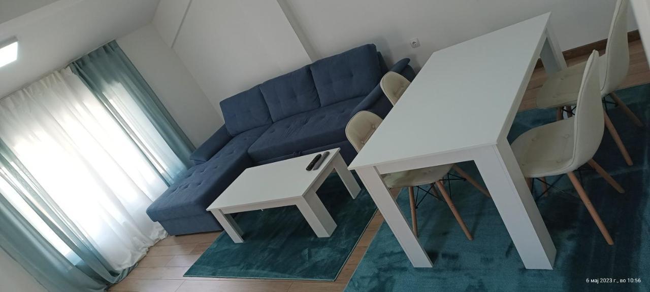 Grand Apartments סטרומיצה מראה חיצוני תמונה