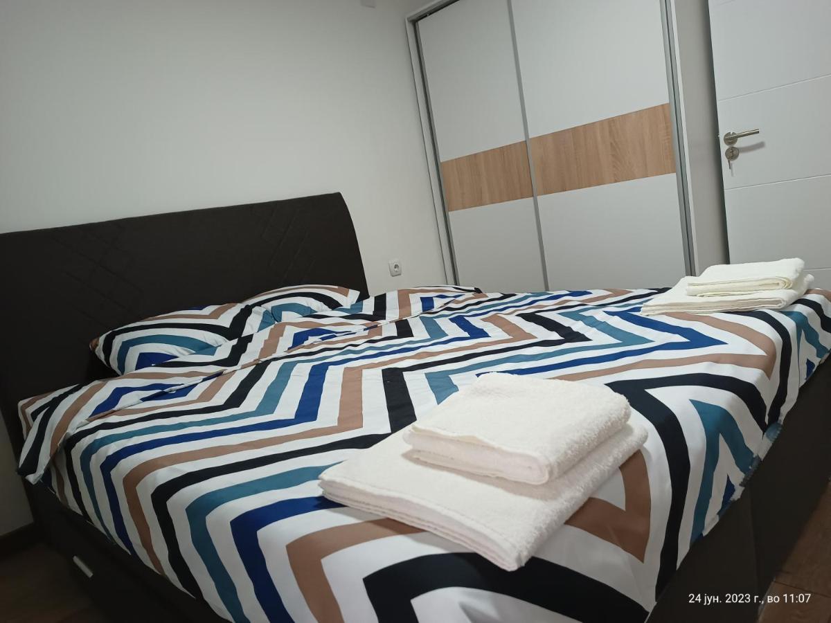 Grand Apartments סטרומיצה מראה חיצוני תמונה