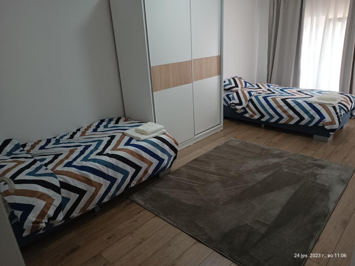 Grand Apartments סטרומיצה מראה חיצוני תמונה