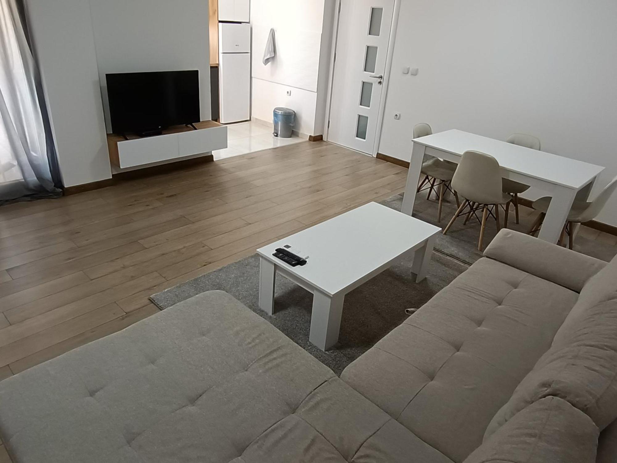 Grand Apartments סטרומיצה מראה חיצוני תמונה